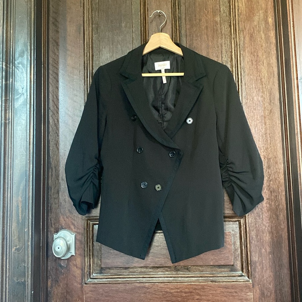 Laundry by Shelli Segal Blazer!